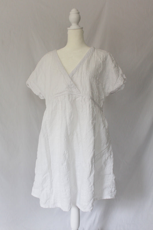 white sigrid olsen baby doll dress, white linen and cotton pre owned used dress 