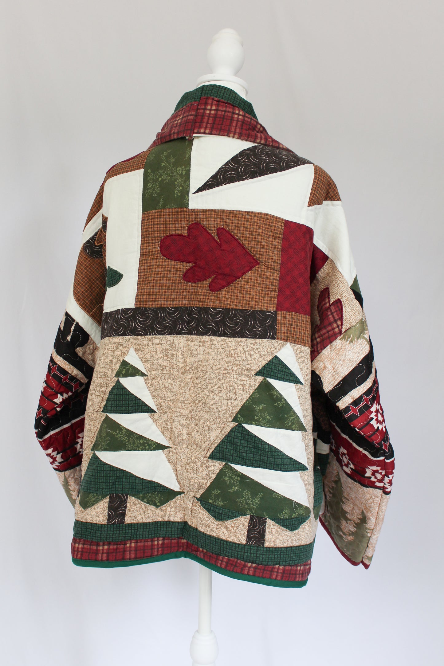 cabin jacket with trees, a bear and leaves, fall quilt jacket, upcycled quilt jacket