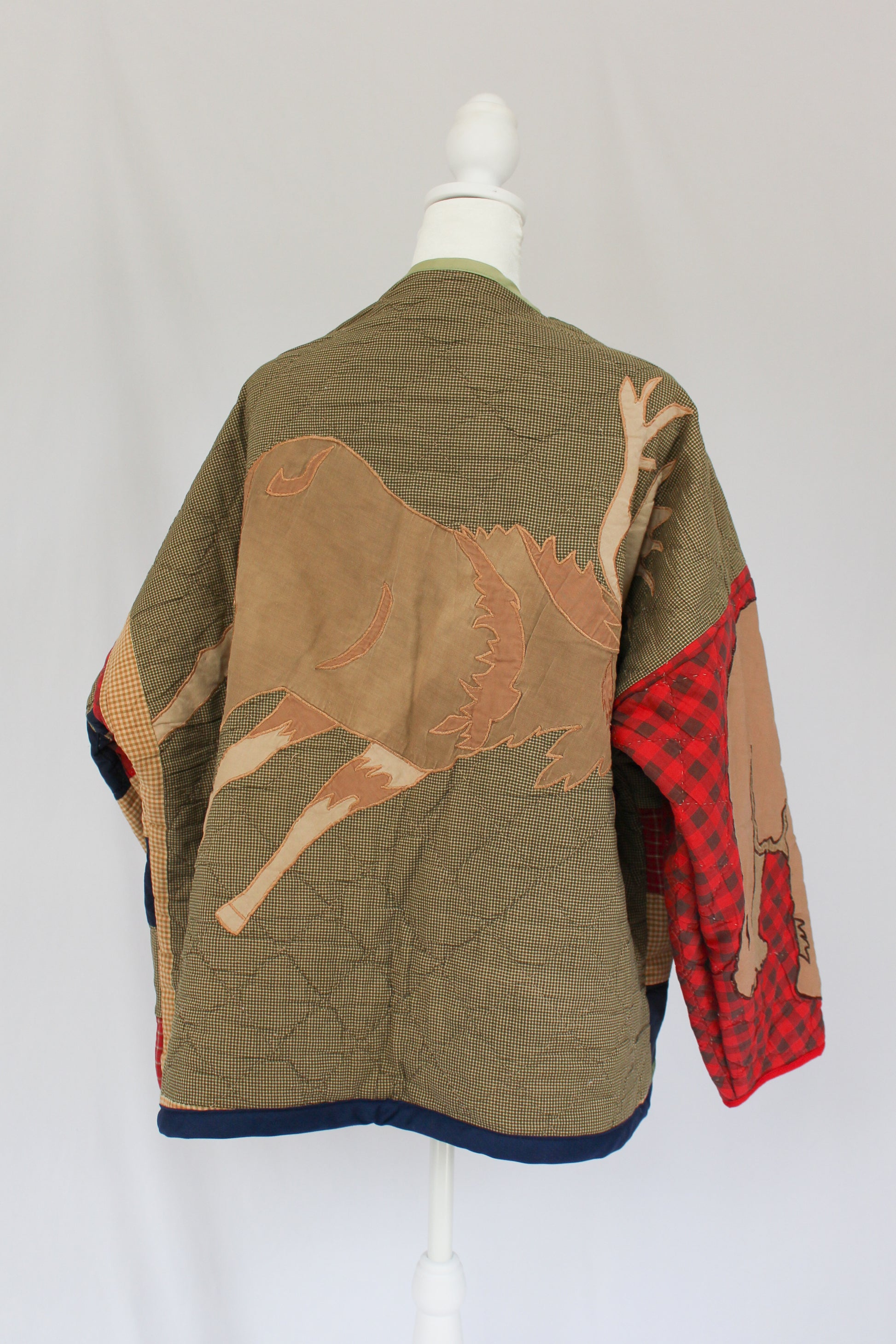 recycled quilt jacket, upcycled quilt jacket, lodge cabin jacket