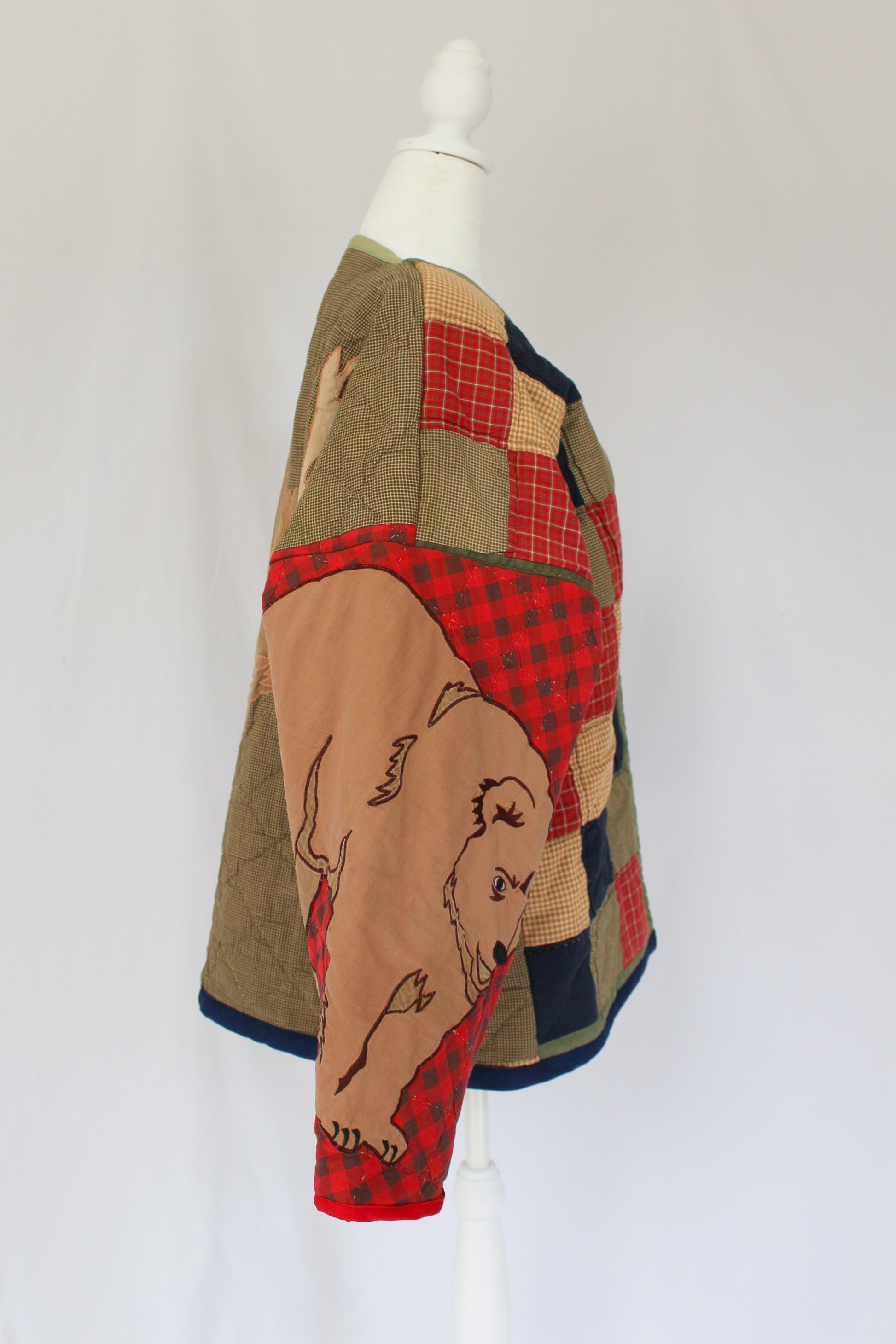 cabin jacket with a bear, bear jacket, quilt jacket, recycled quilt jacket