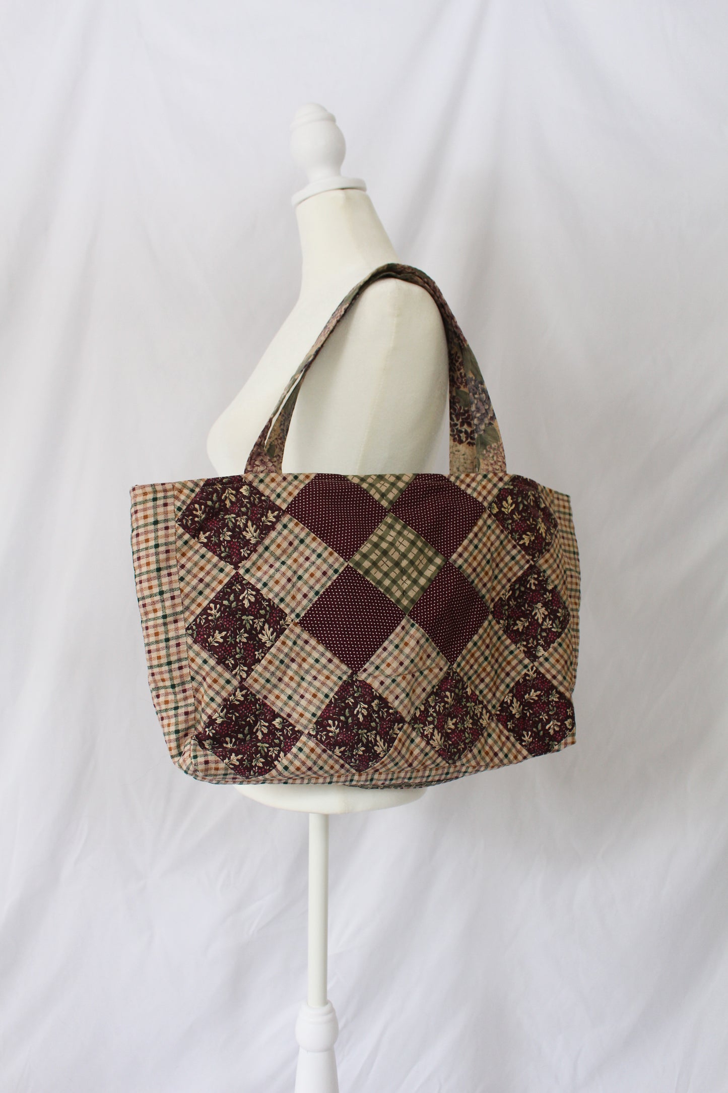 diamond check purse, diamond check plaid tote bag, handmade tote bag, tote made from recycled quilt, quilt tote bag