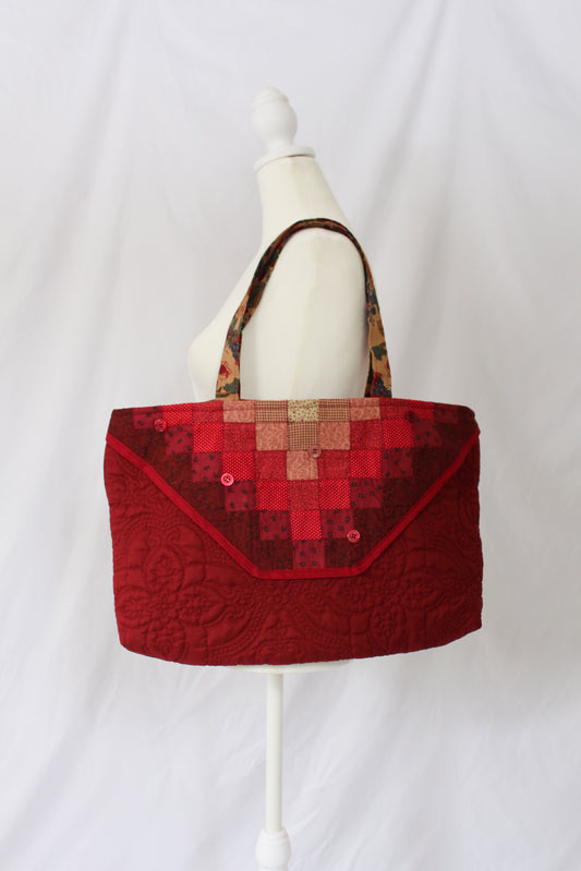 handmade quilt tote, patchwork purse, patchwork quilt tote bag, handmade tote bag, red quilt tote bag, burgundy tote bag